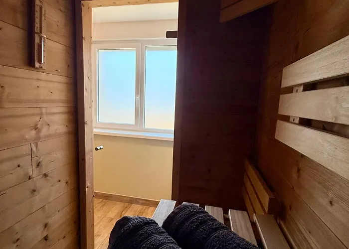 Le Jardin Idyllique - Sauna - Vue Appartement *