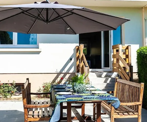 Le Jardin Idyllique - Sauna - Vue Appartement